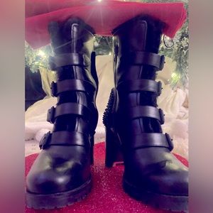 Christian Louboutin Glorymount boots SOLD 🚫🚫